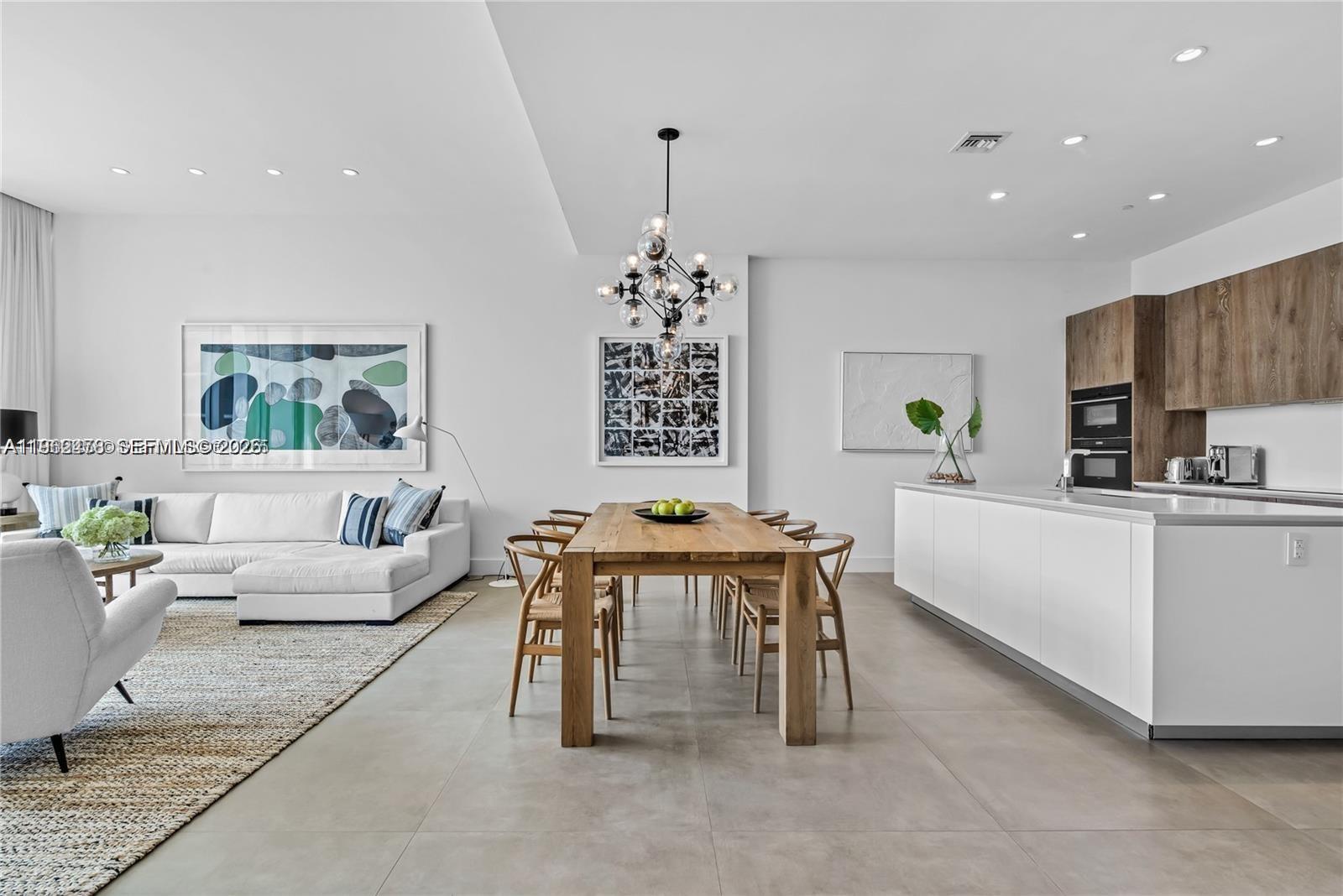 650 NE 32nd Street
