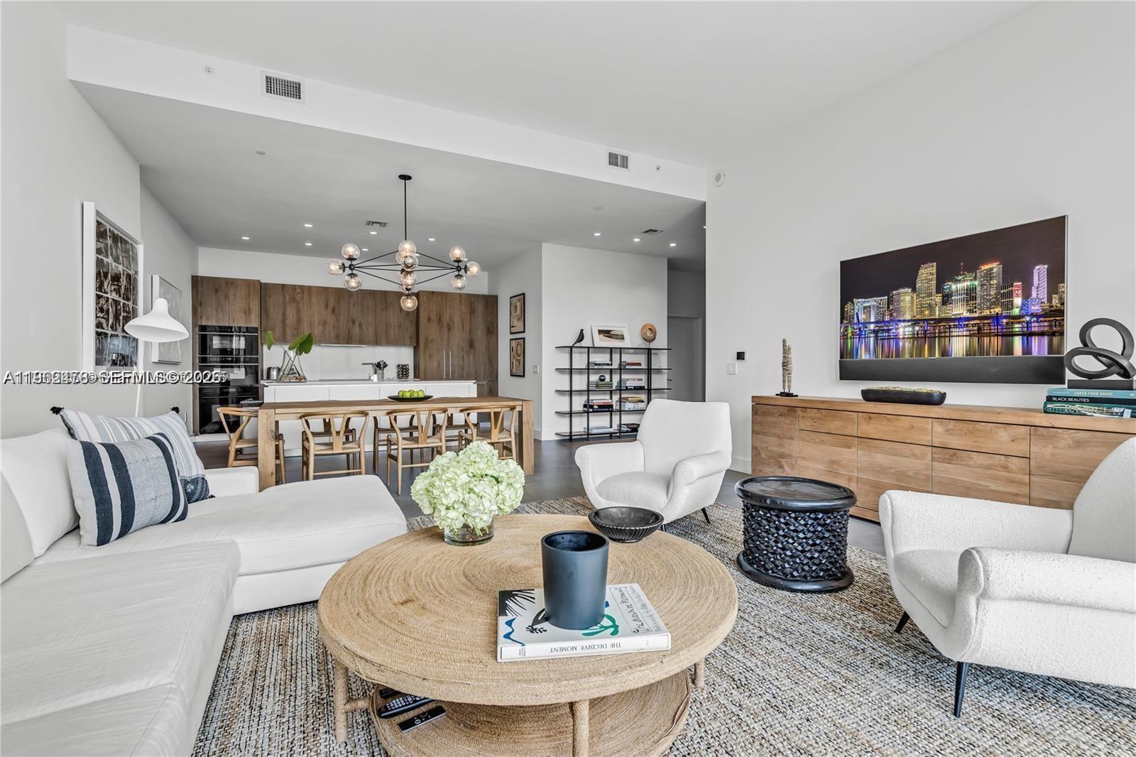 650 NE 32nd Street