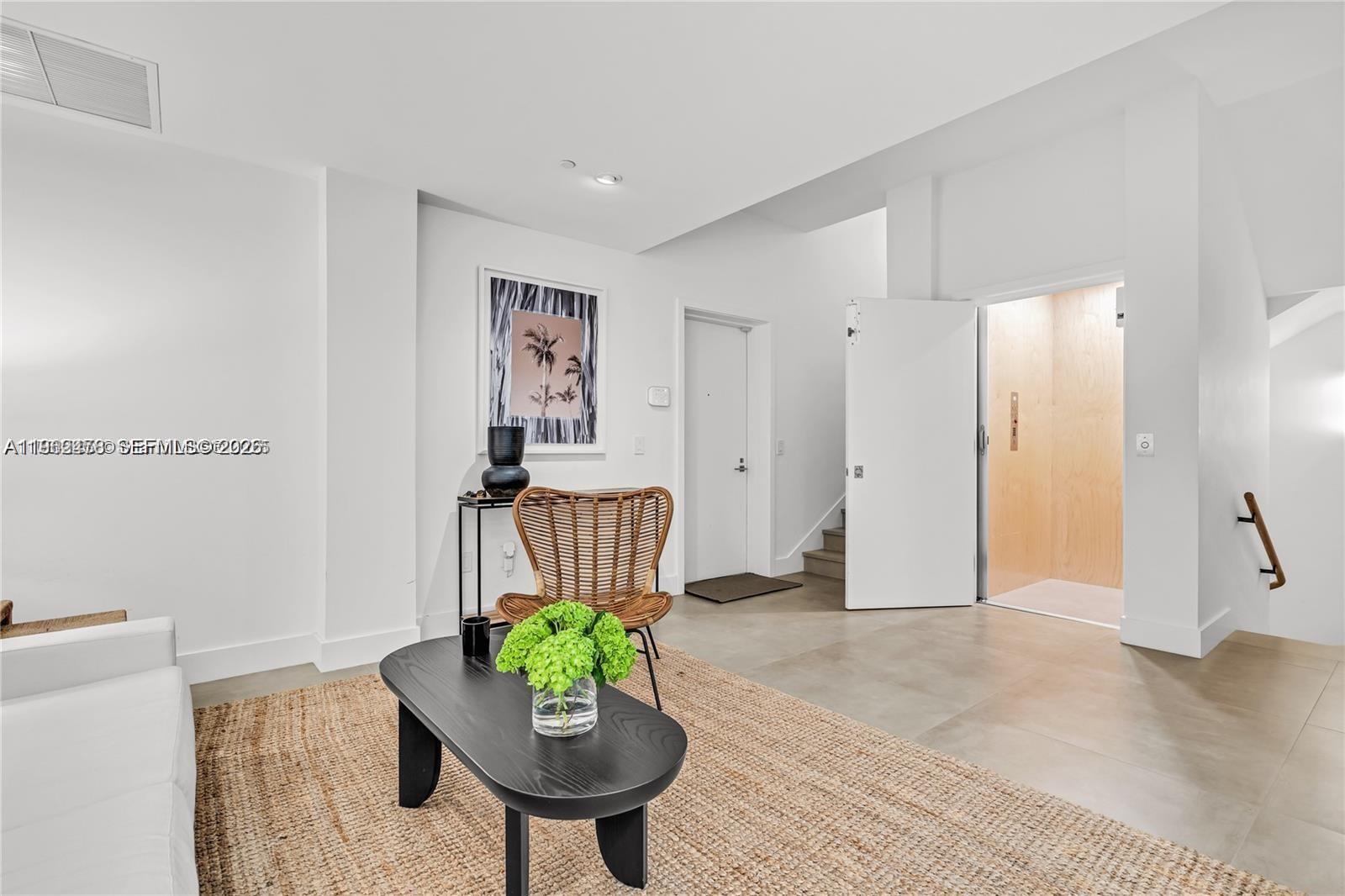 650 NE 32nd Street