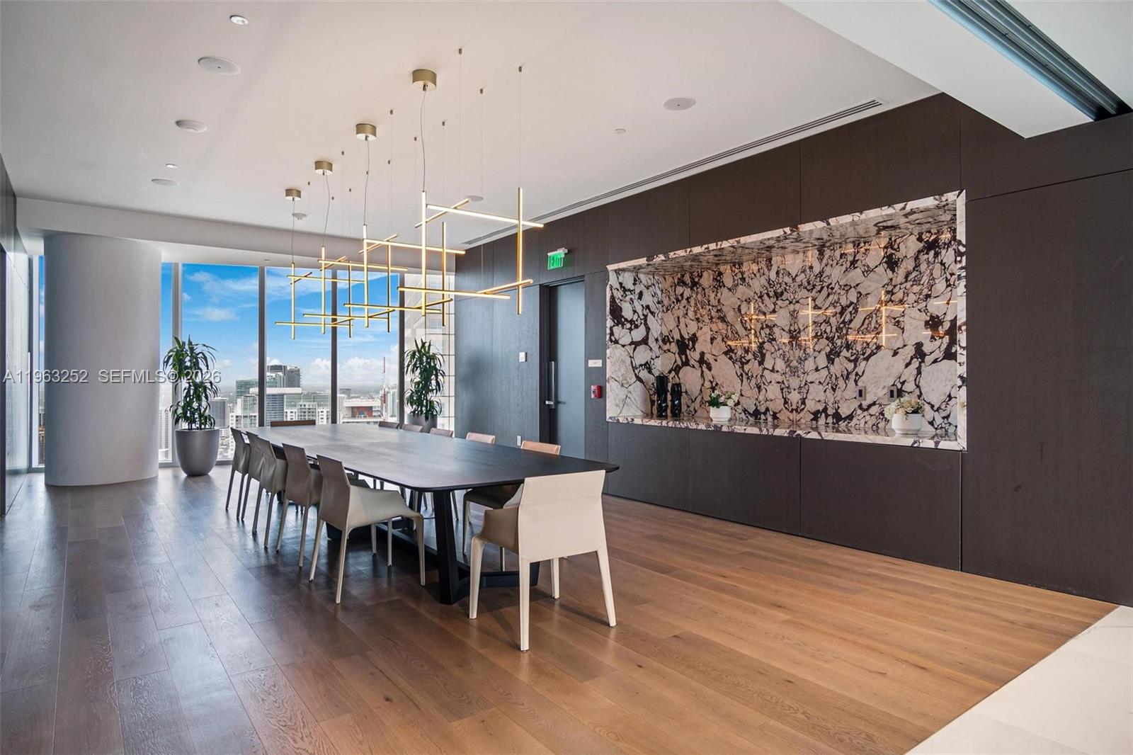 300 Biscayne Blvd Way