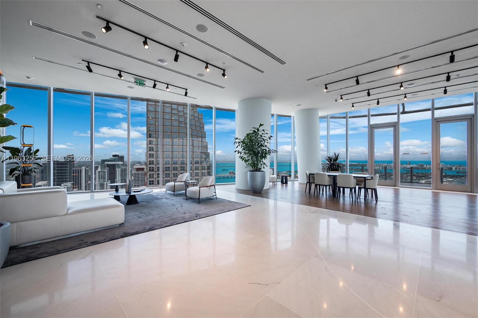 300 Biscayne Blvd Way