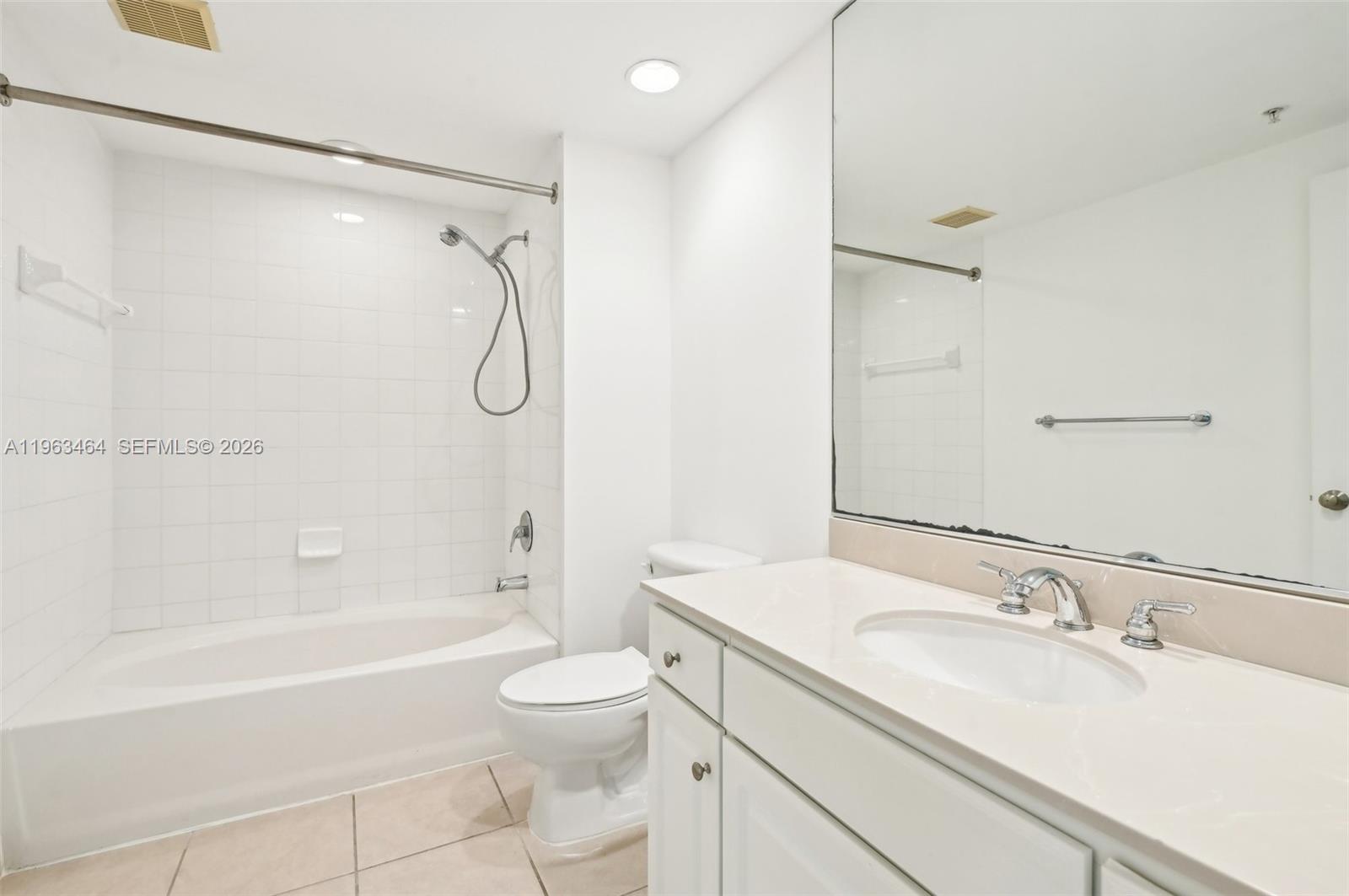 2000 N Bayshore Drive