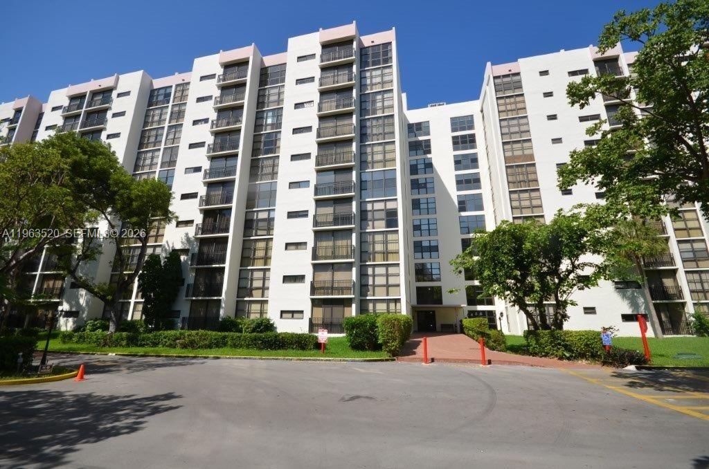 17021 N Bay Road