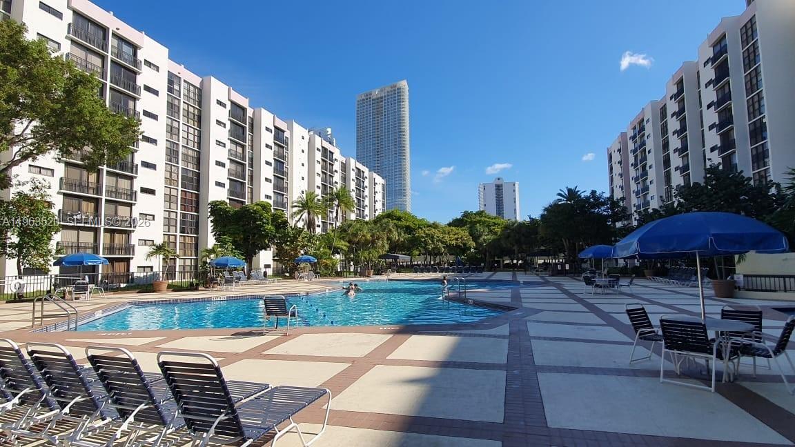 17021 N Bay Road
