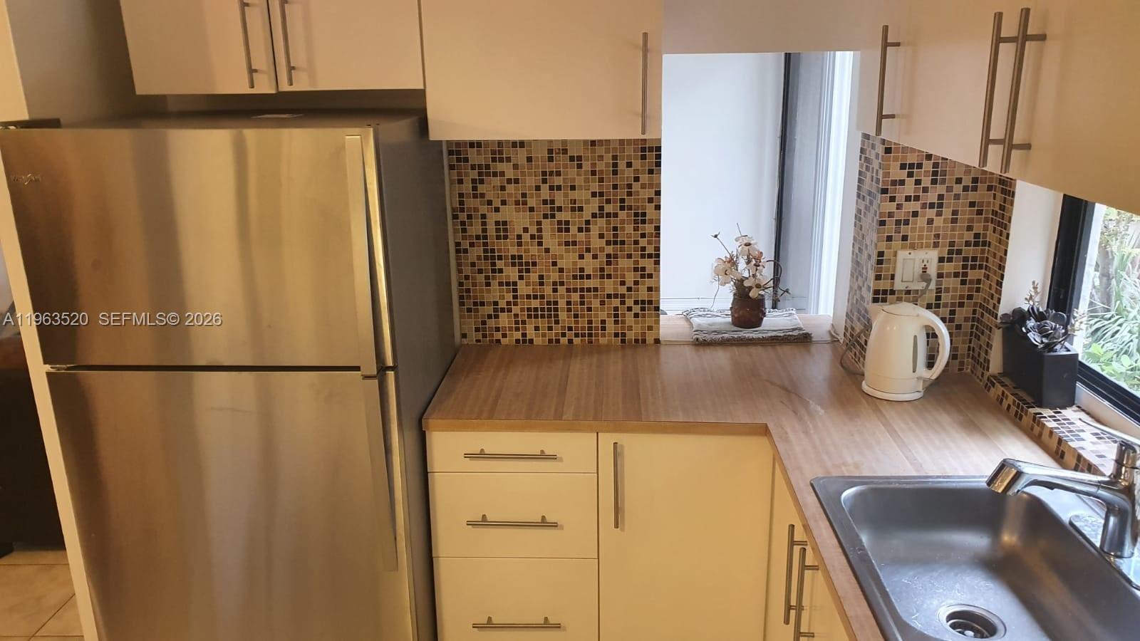 17021 N Bay Road