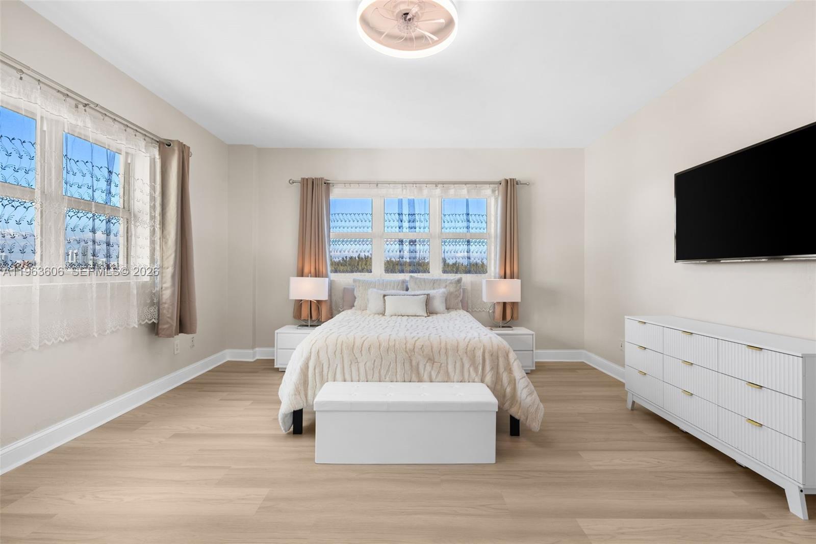 14951 Royal Oaks Lane