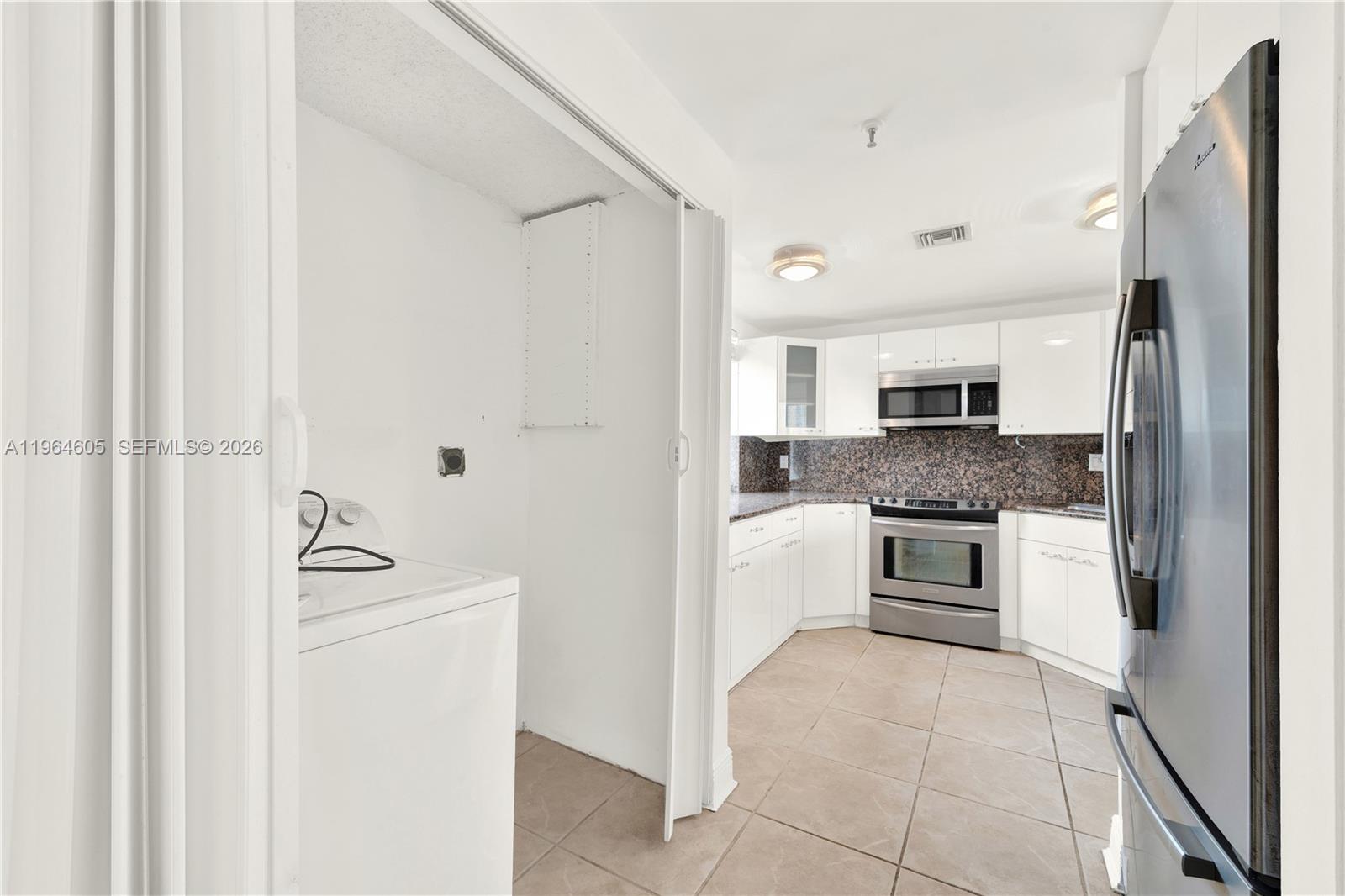 385 Poinciana Drive