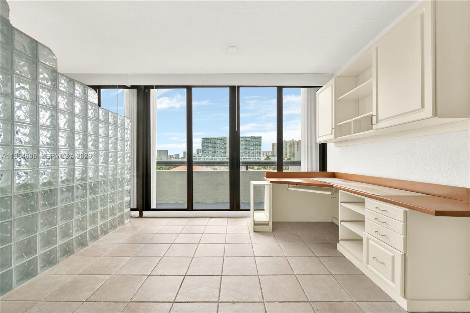 385 Poinciana Drive