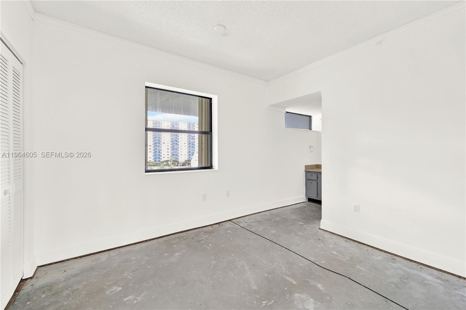 385 Poinciana Drive