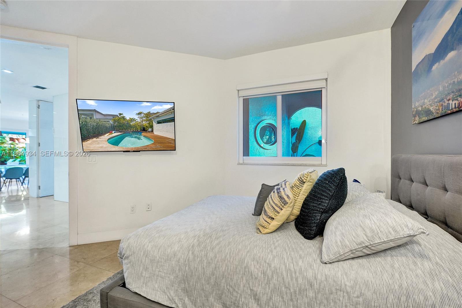 1662 Diplomat Drive