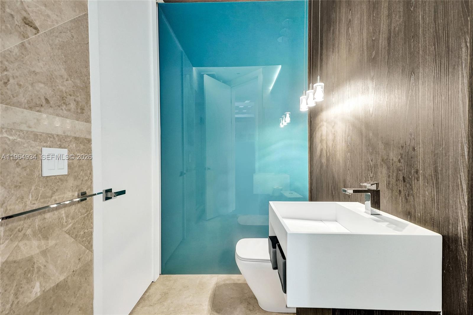 1662 Diplomat Drive