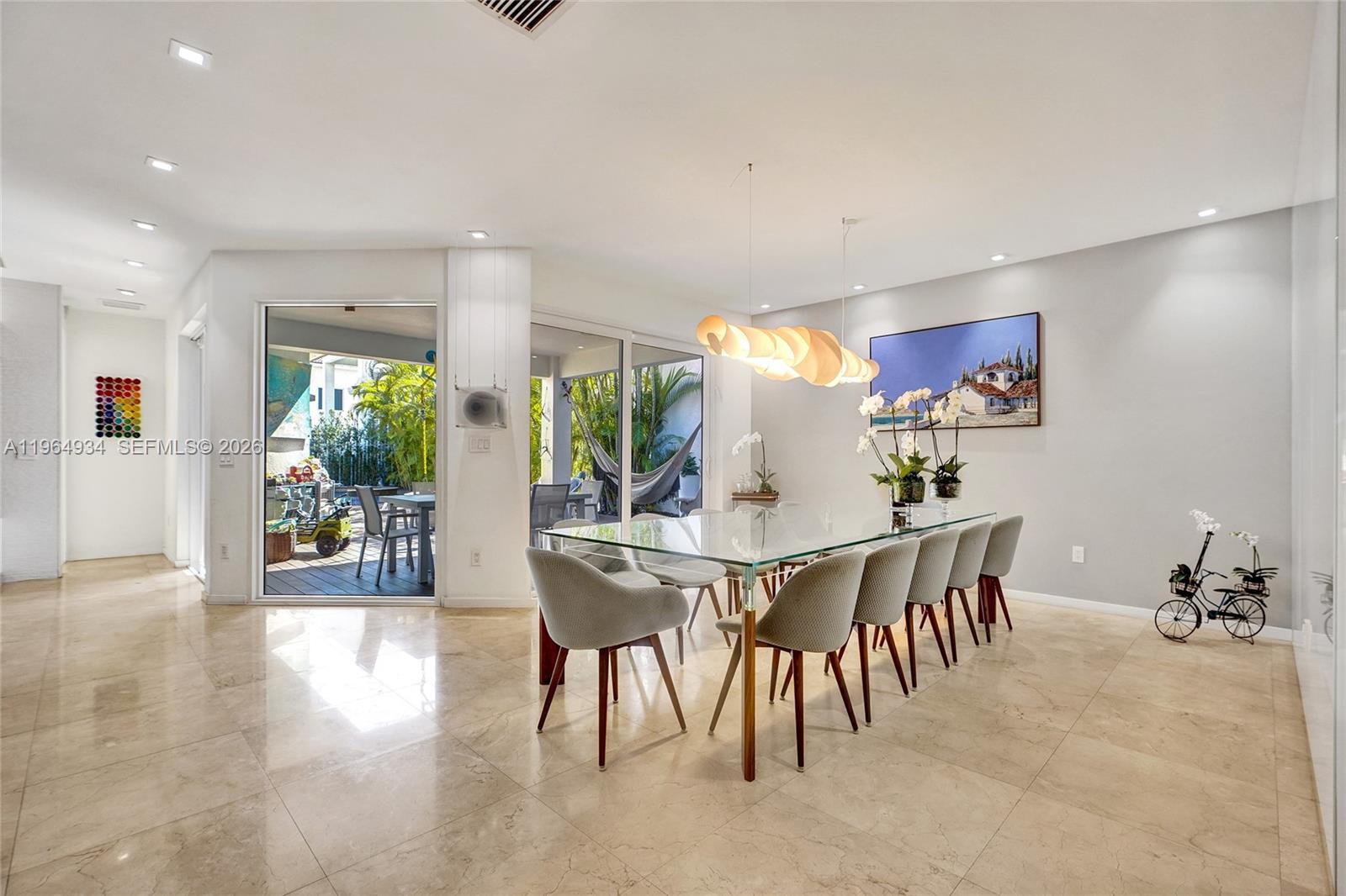 1662 Diplomat Drive