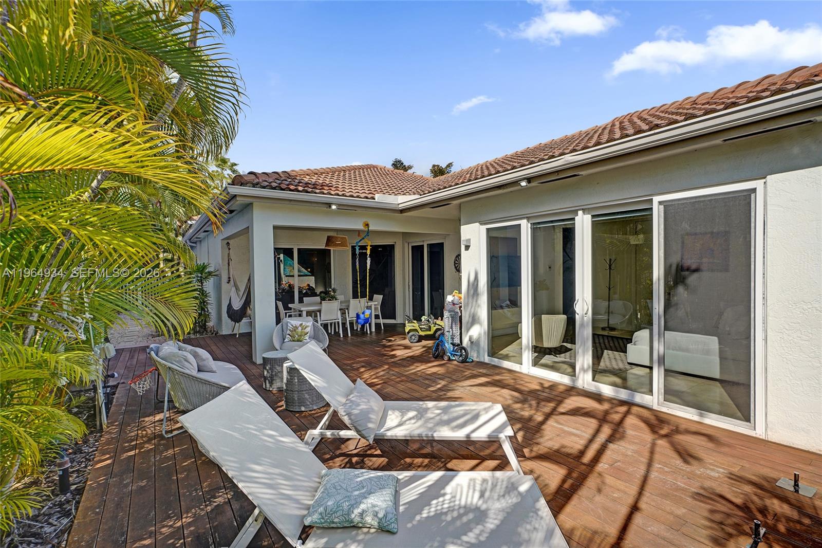 1662 Diplomat Drive