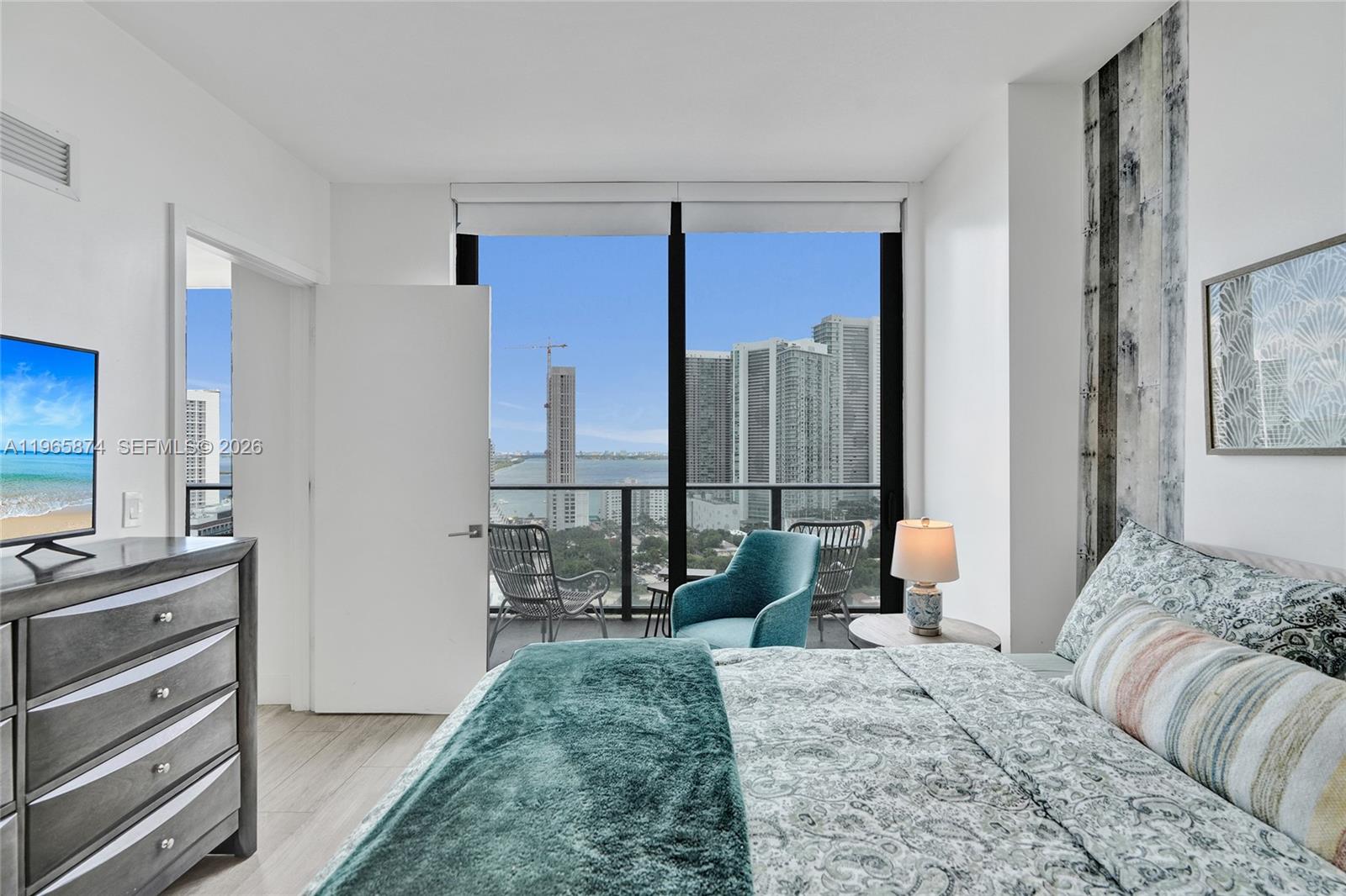 121 NE 34th Street