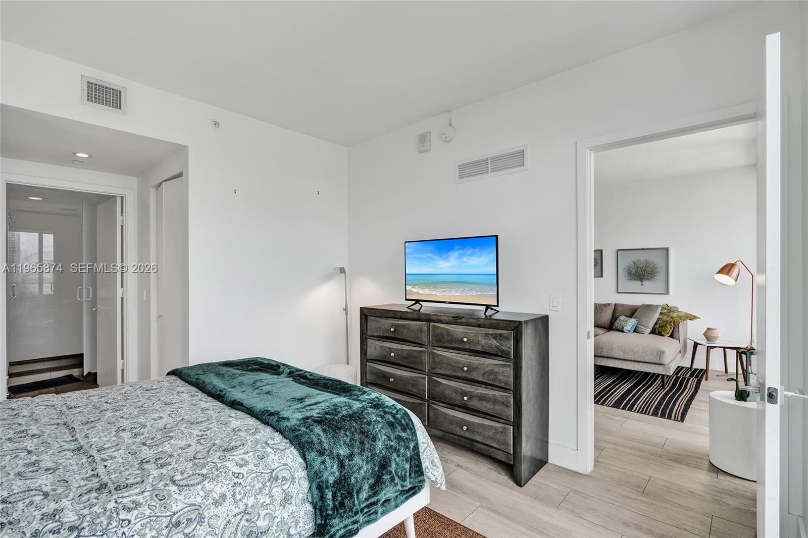 121 NE 34th Street