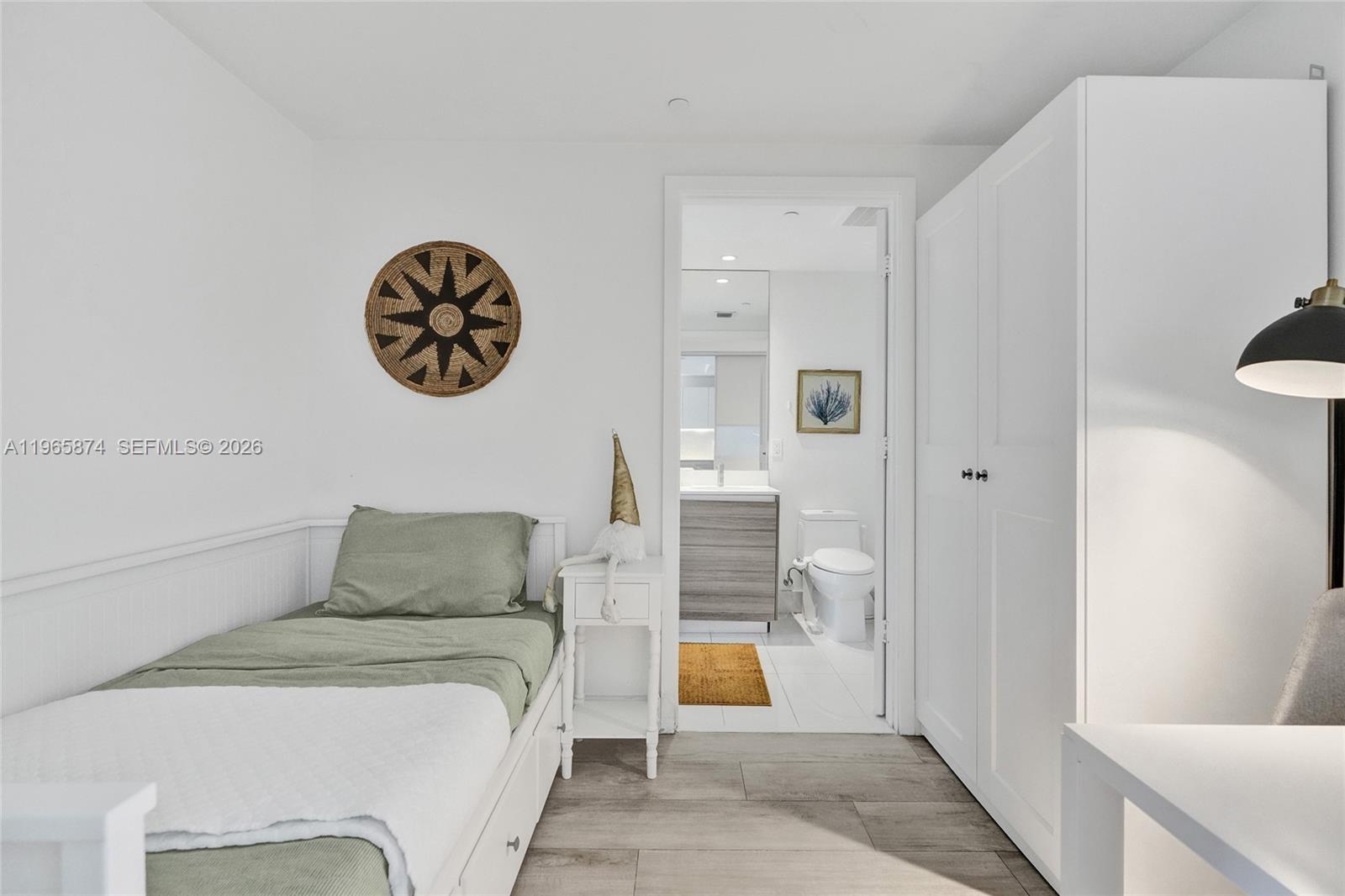 121 NE 34th Street