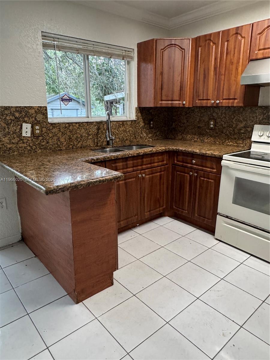 20138 NW 38th Place