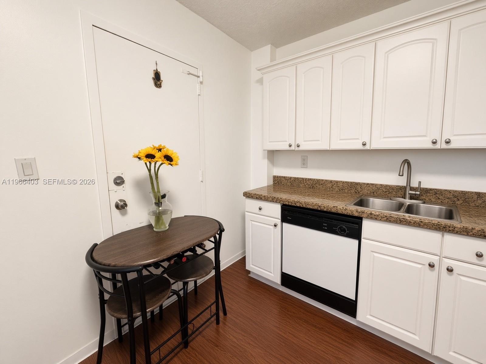 1470 NE 125th Terrace