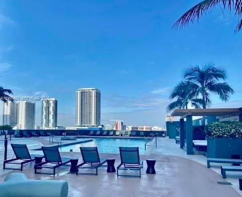 1750 N Bayshore Drive