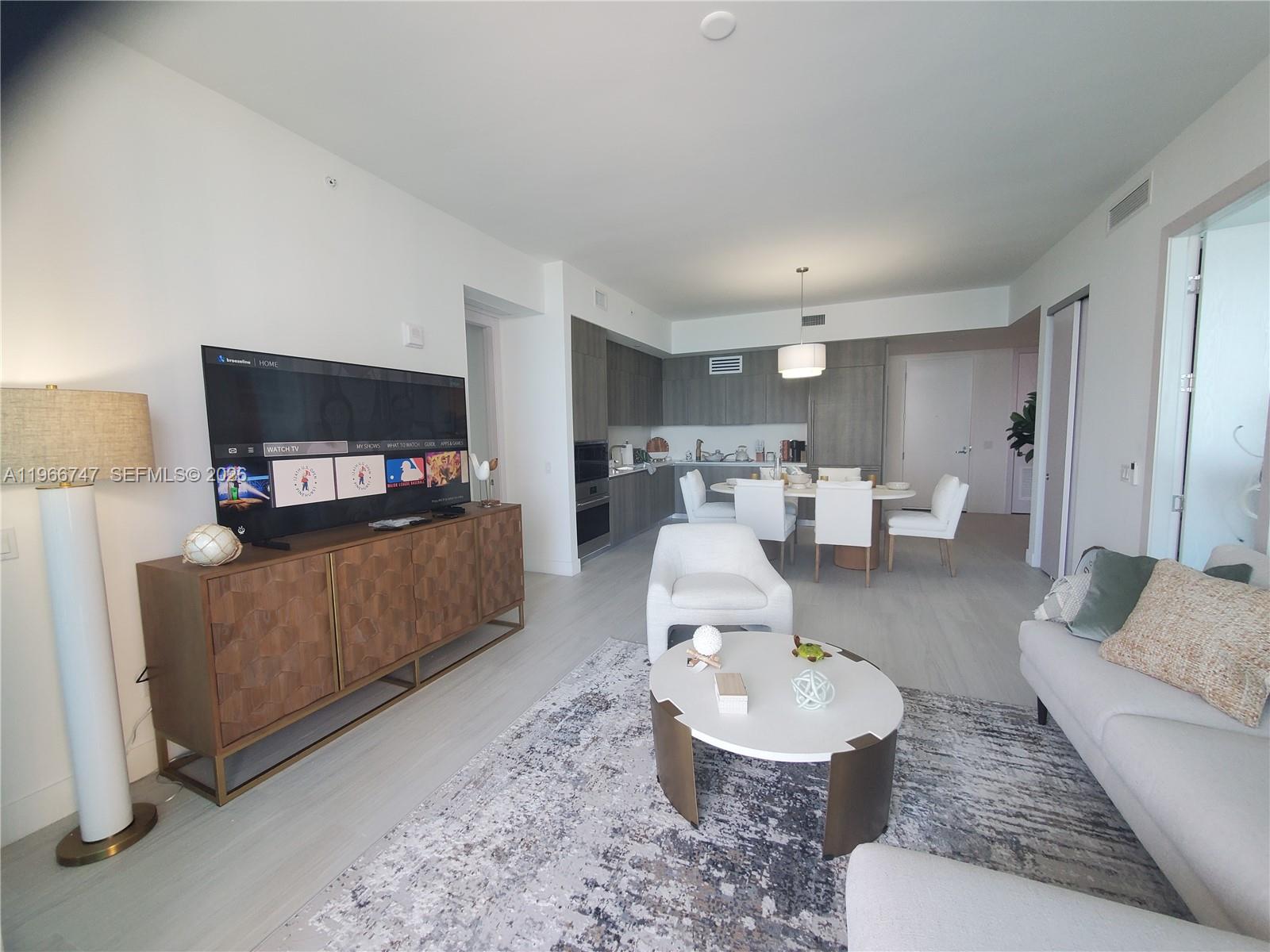 17550 Collins