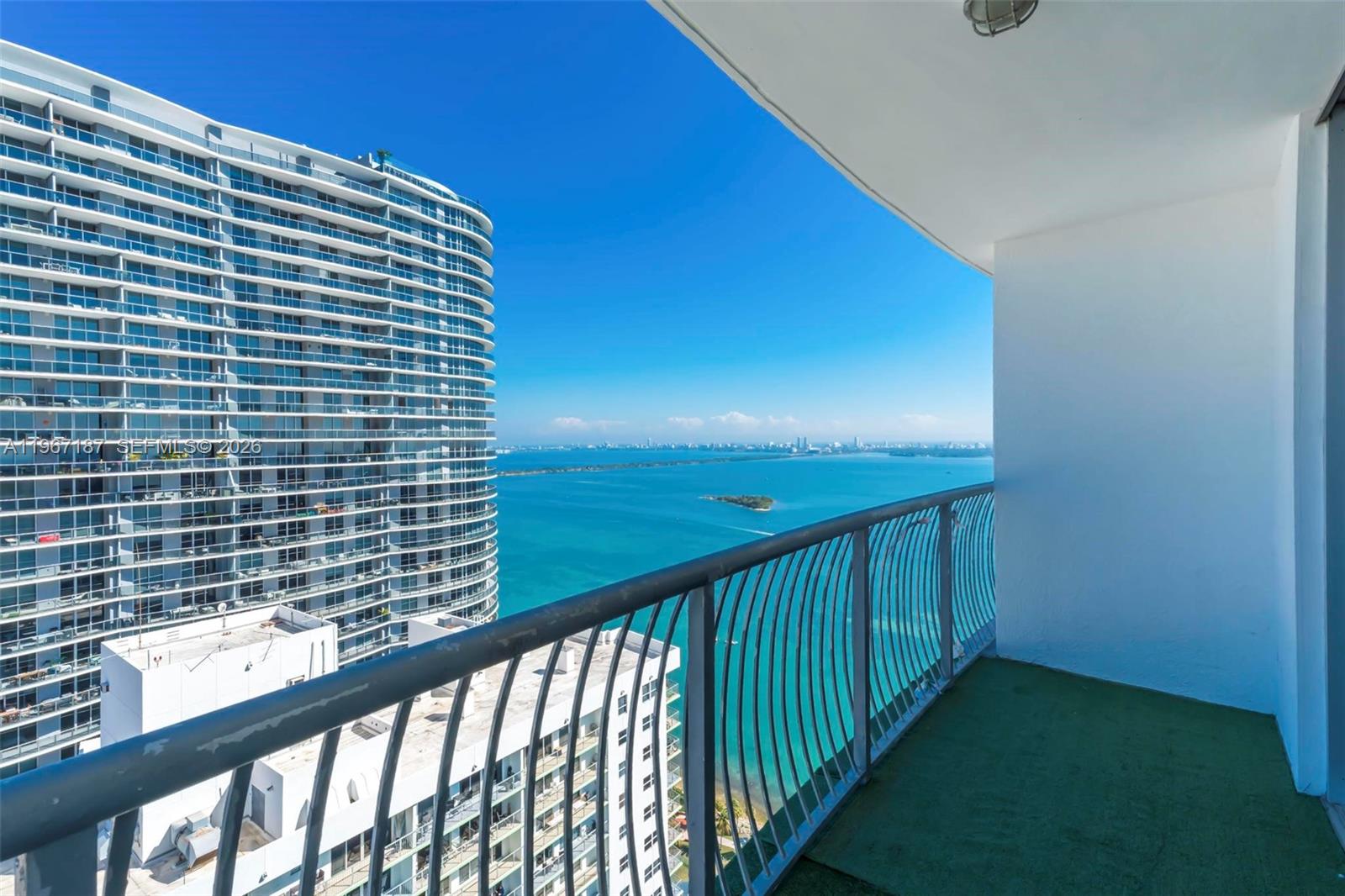1750 N Bayshore Drive