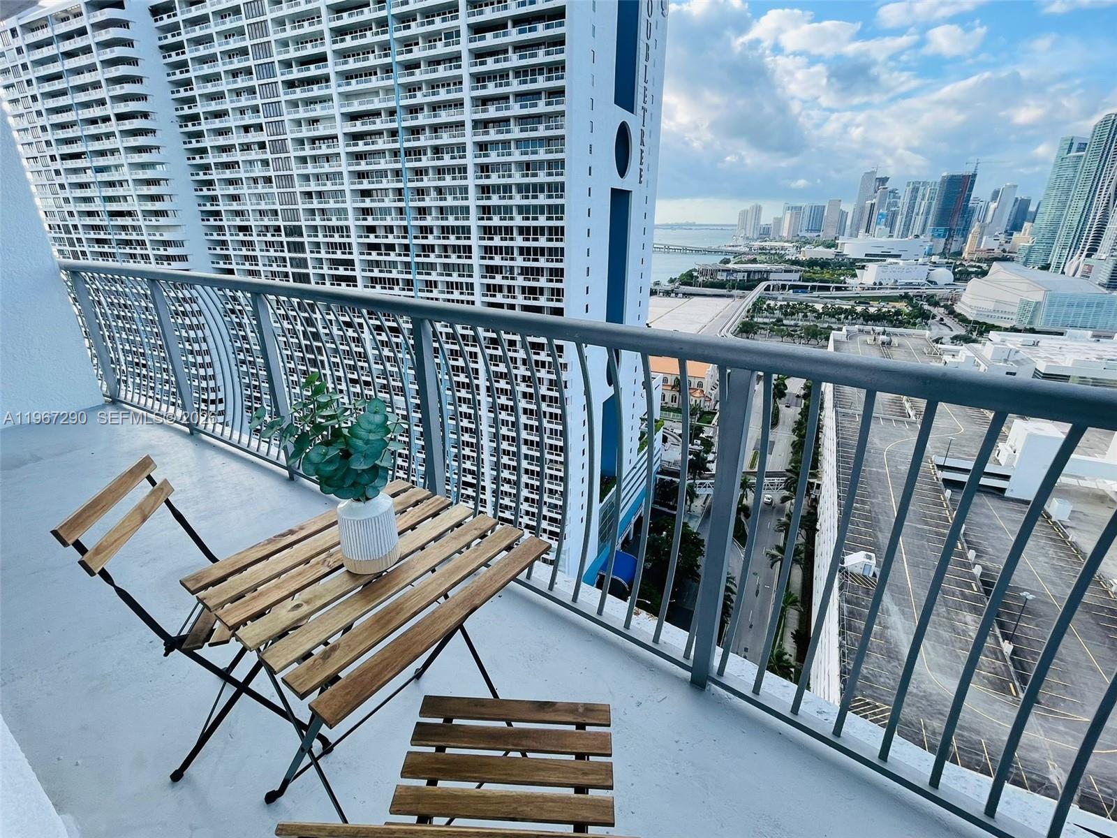 1750 N Bayshore Drive