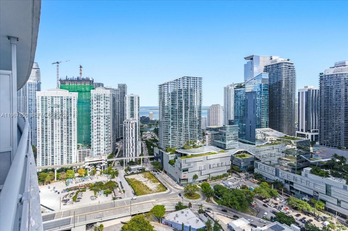 92 SW 3rd Street