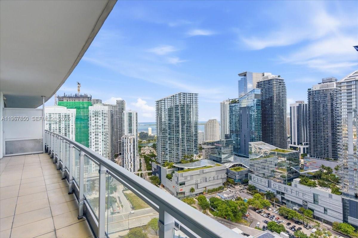 92 SW 3rd Street