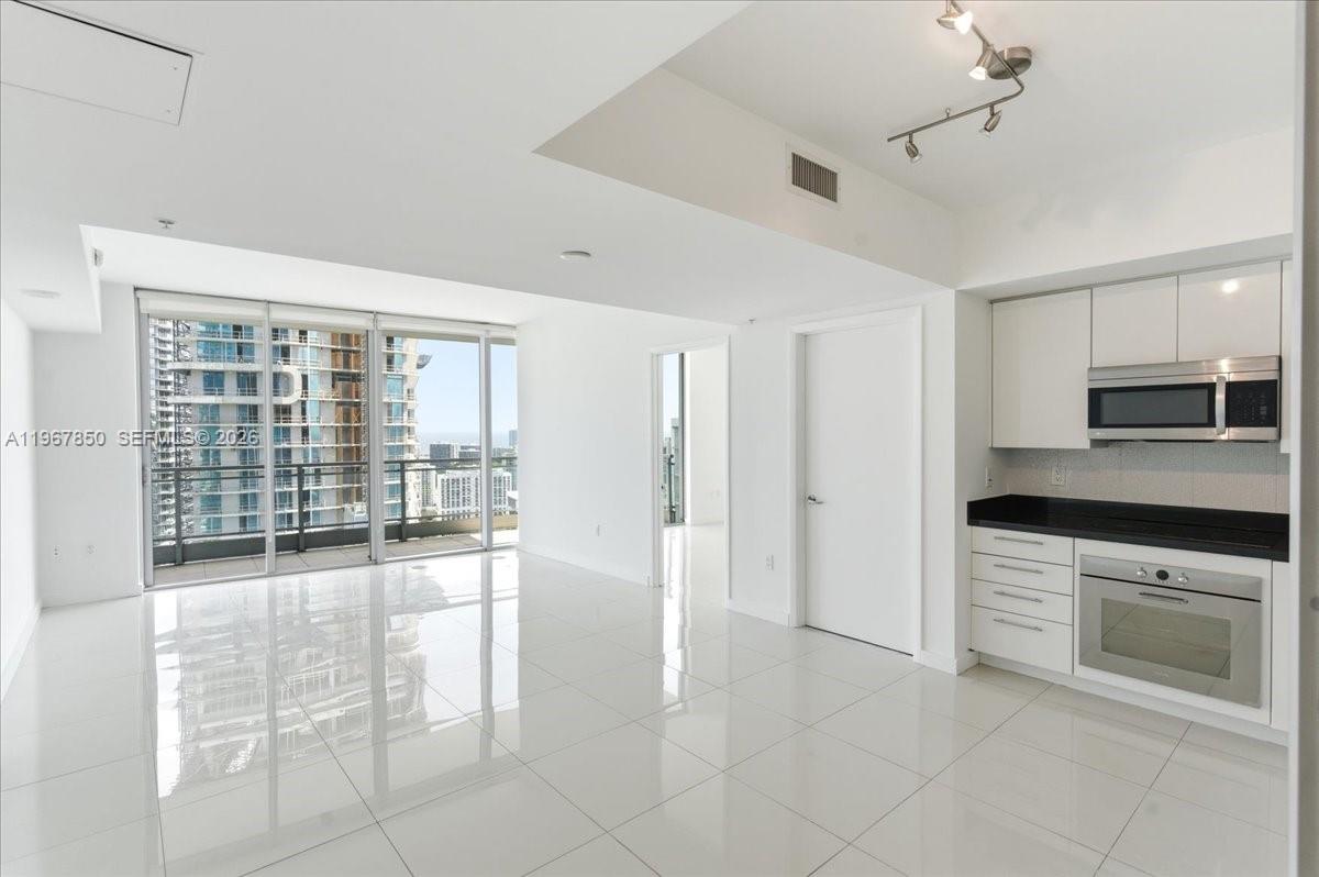 92 SW 3rd Street