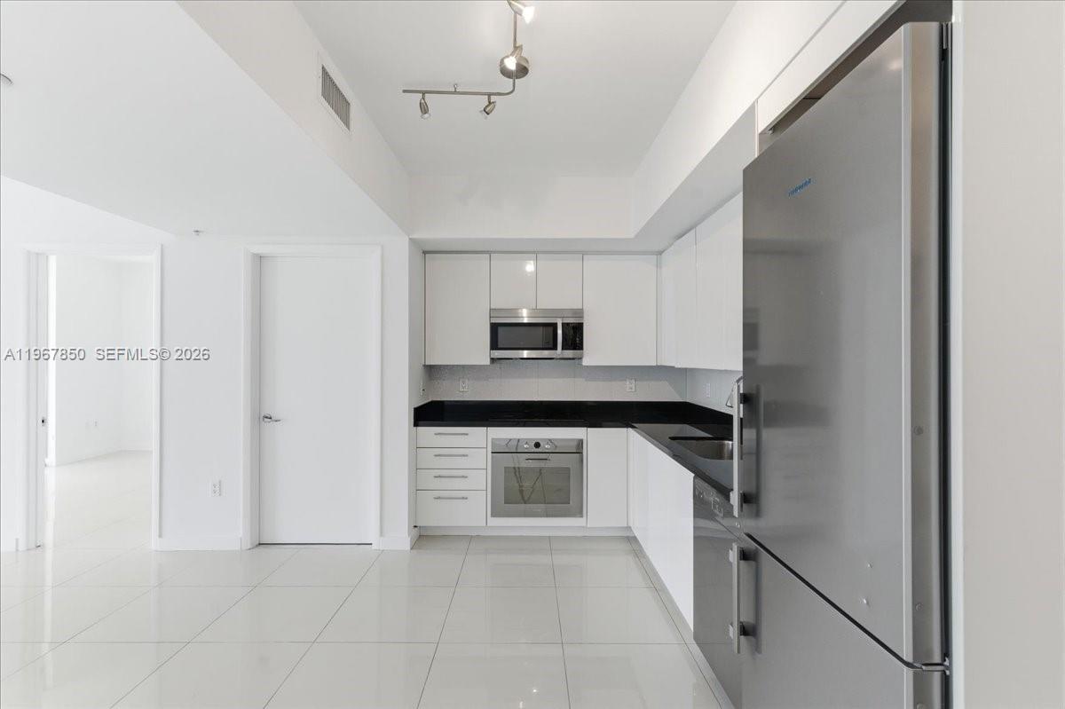 92 SW 3rd Street