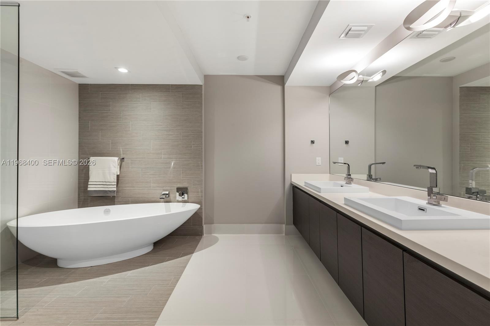 300 Sunny Isles Boulevard
