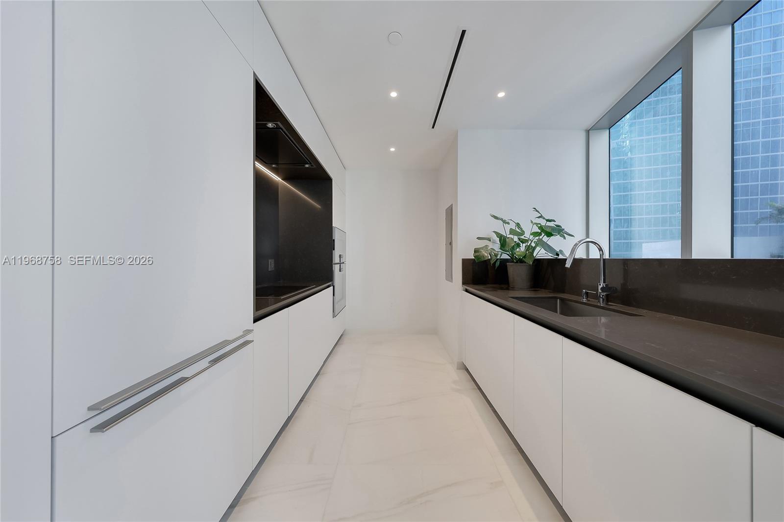 300 Biscayne Boulevard Way
