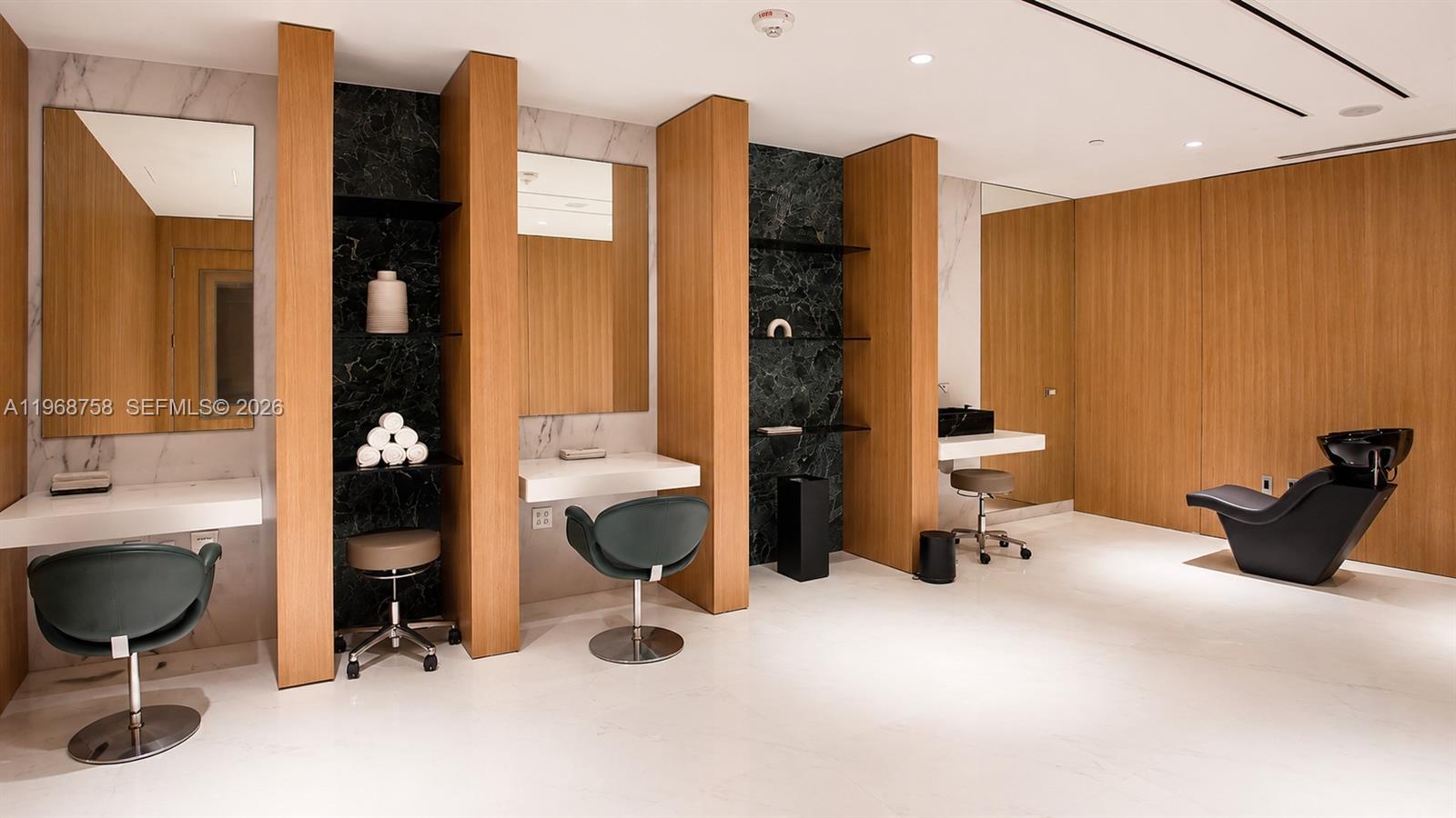 300 Biscayne Boulevard Way