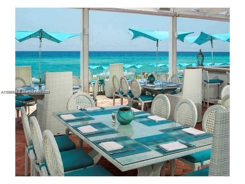 18001 Collins Avenue