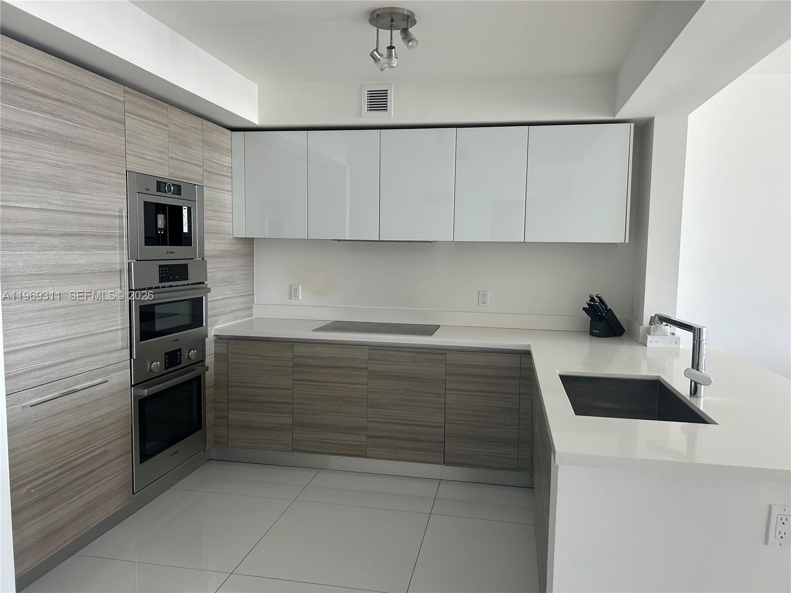 300 Sunny Isles Boulevard