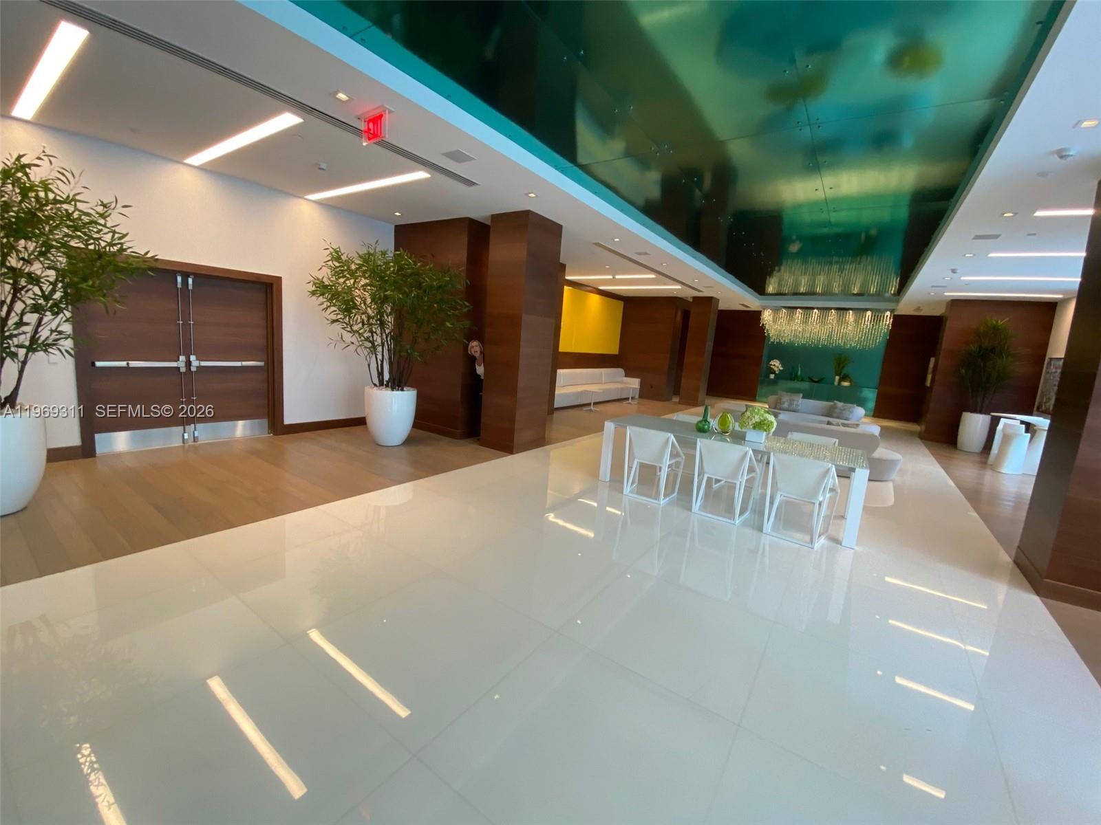 300 Sunny Isles Boulevard
