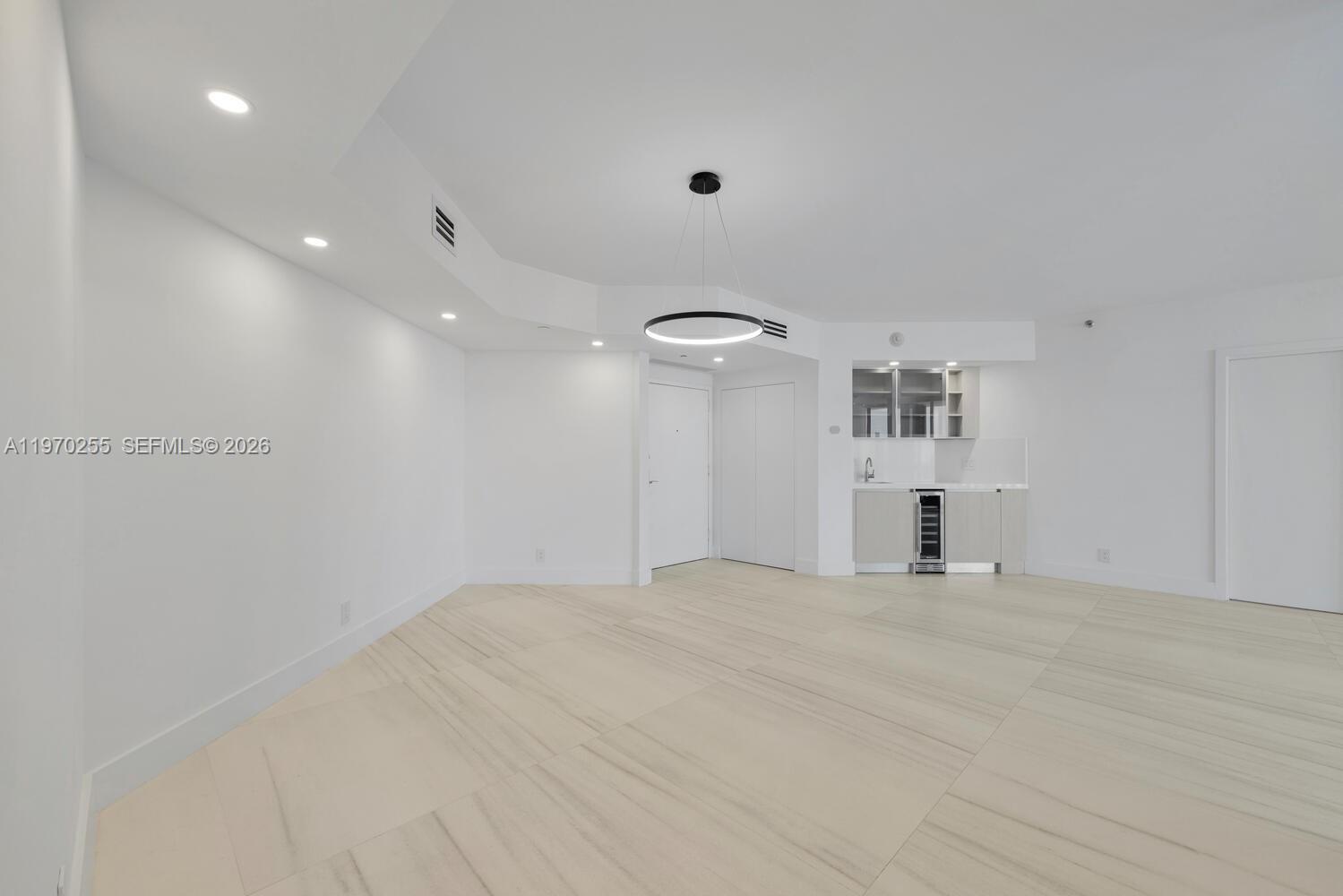 3000 Island Boulevard