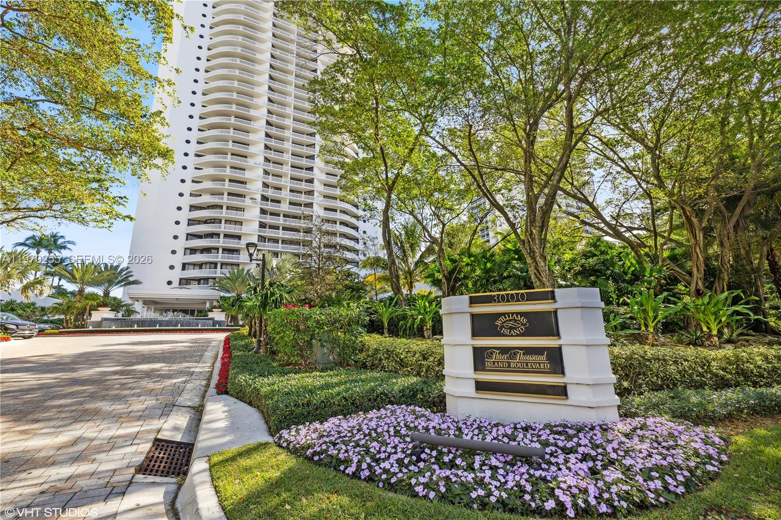 3000 Island Boulevard