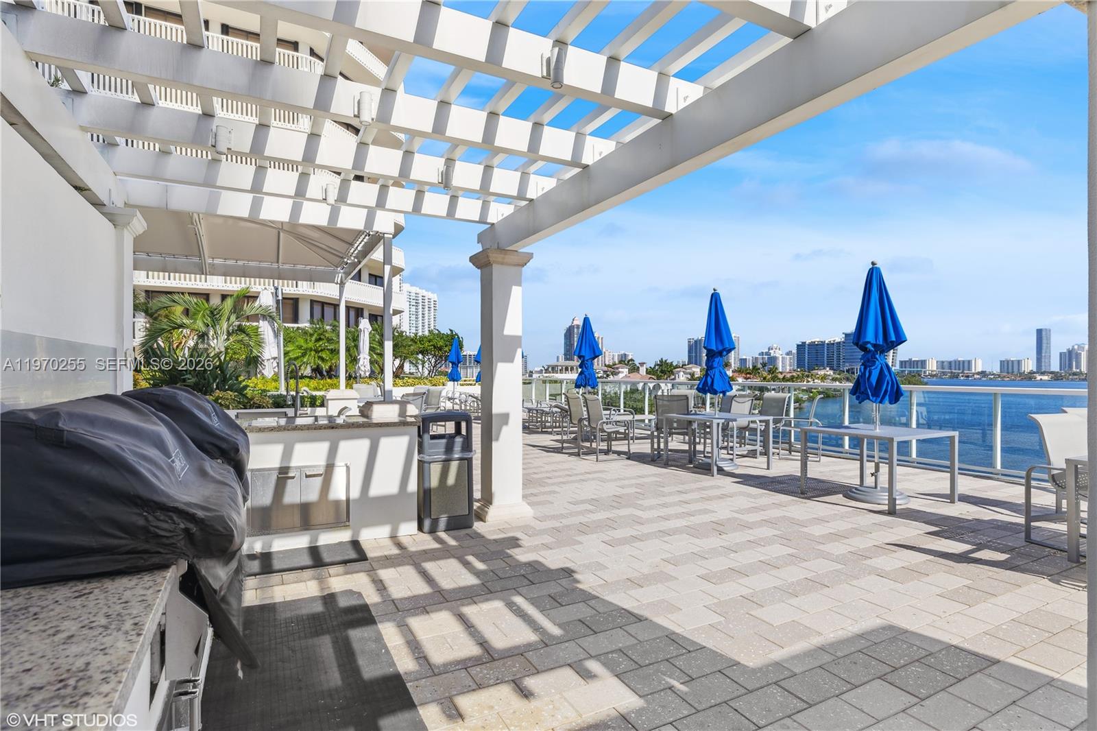 3000 Island Boulevard