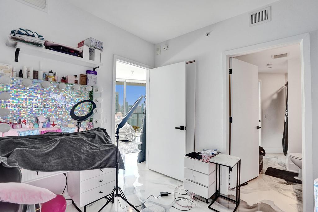 501 NE 31st Street