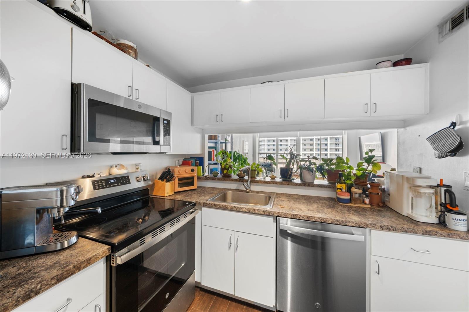 600 NE 36th Street