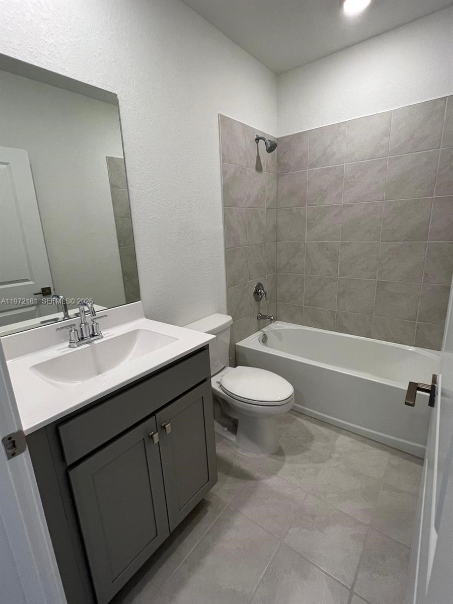 1765 SE 7th Terrace
