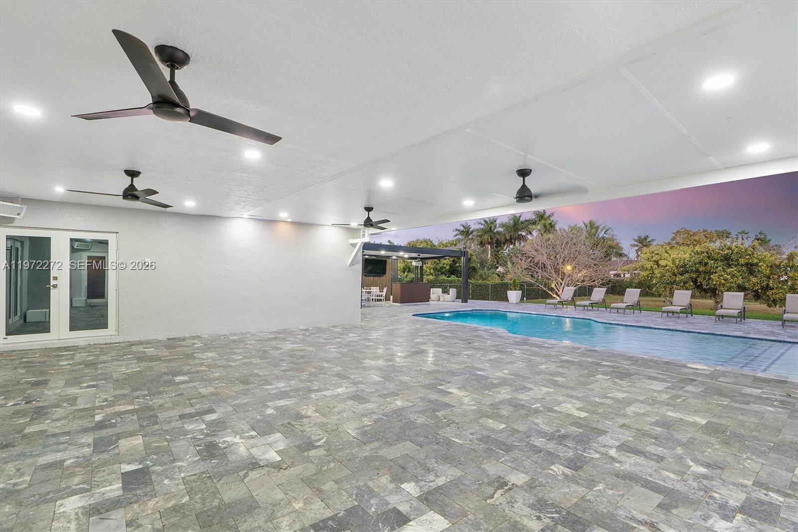 135 SW 125th Avenue