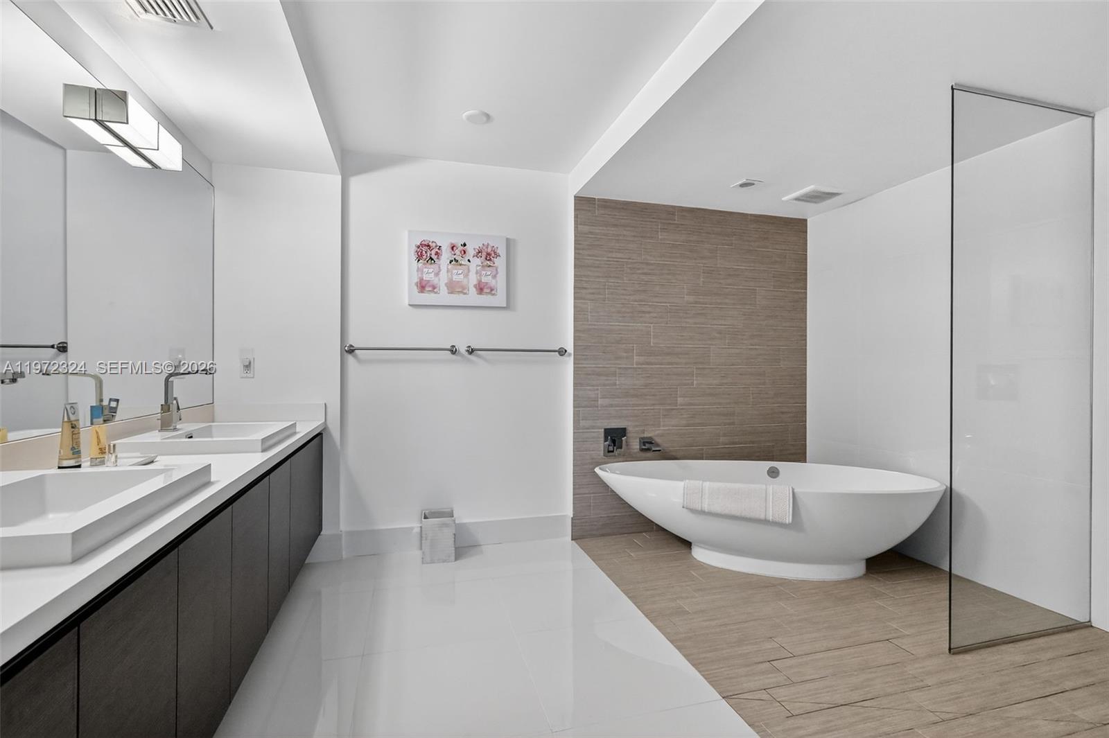 300 Sunny Isles Boulevard