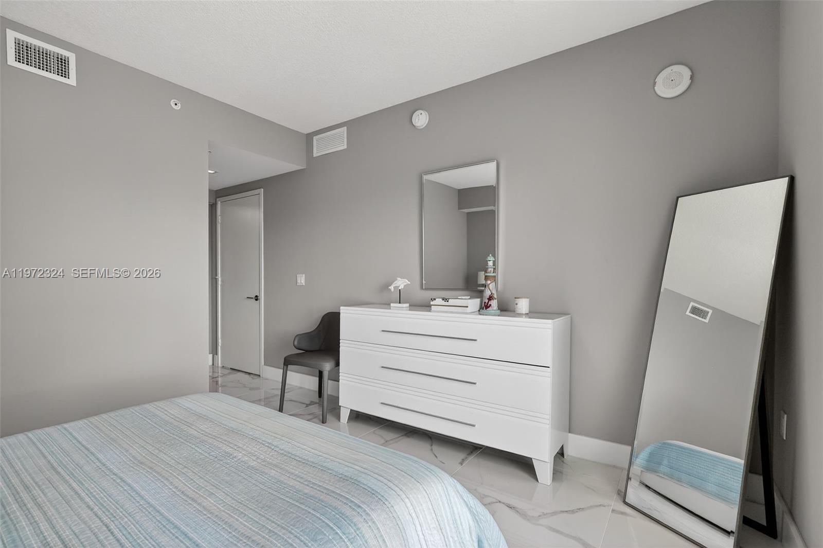 300 Sunny Isles Boulevard