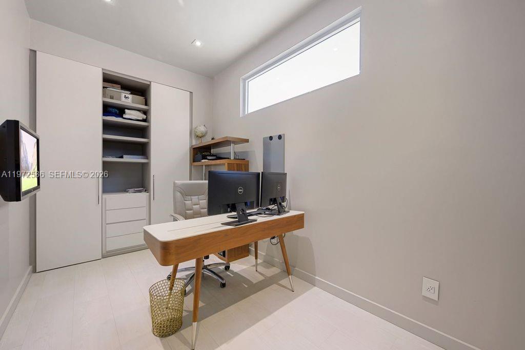 1615 Diplomat Drive