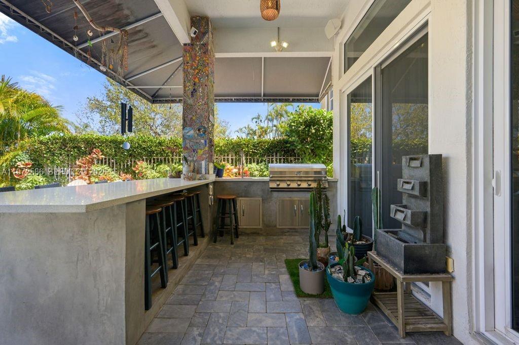1615 Diplomat Drive