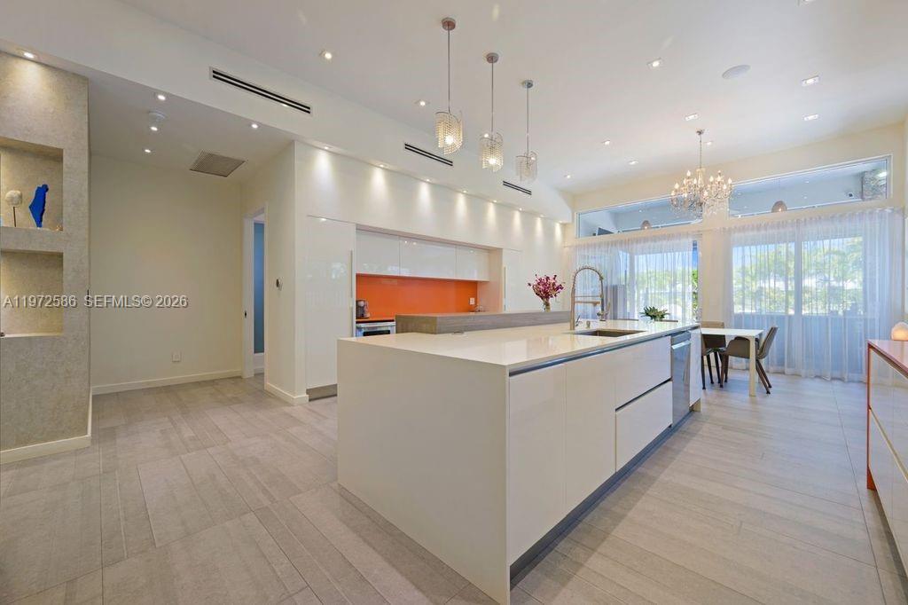 1615 Diplomat Drive