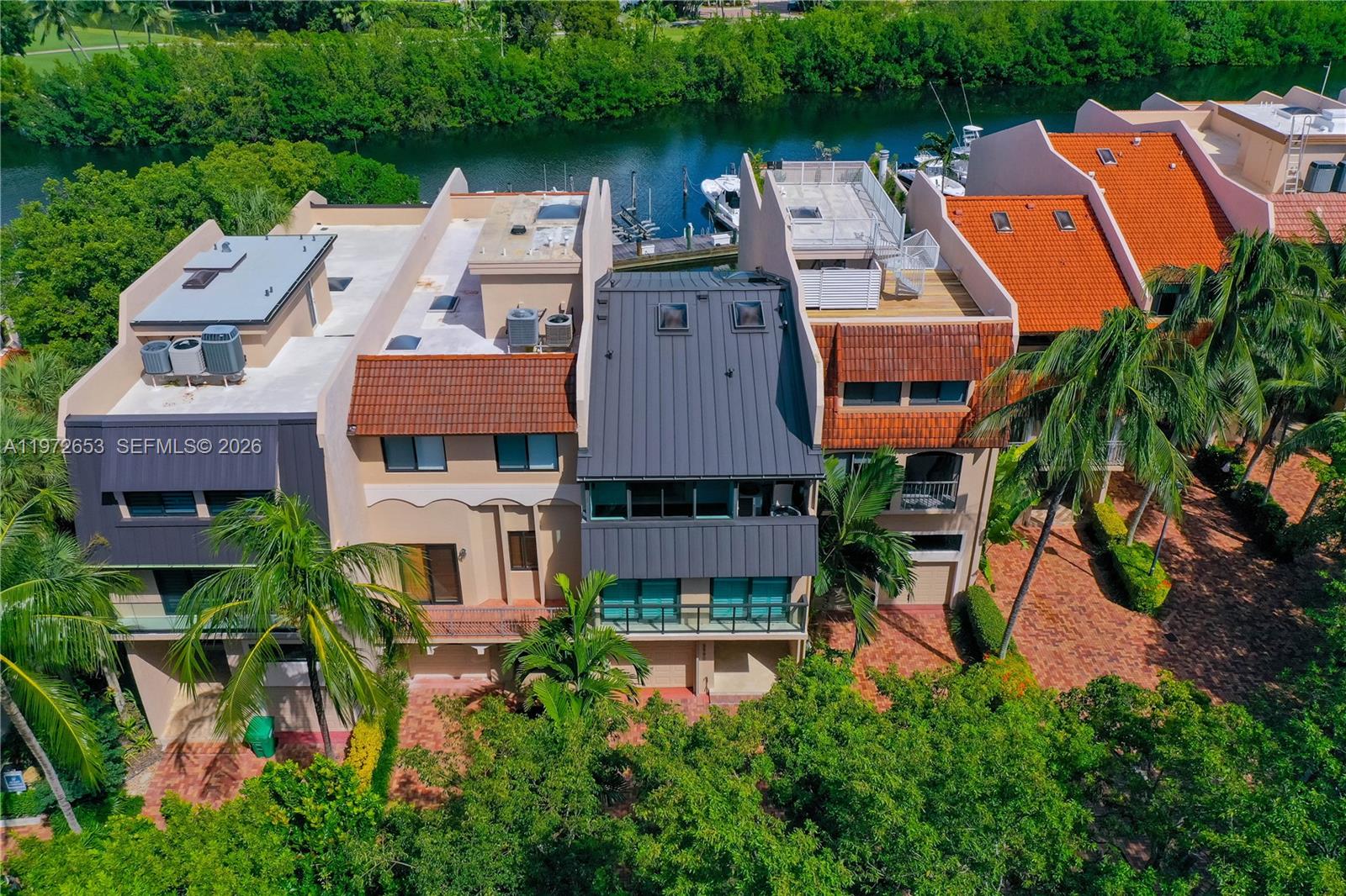 5990 Paradise Point Drive