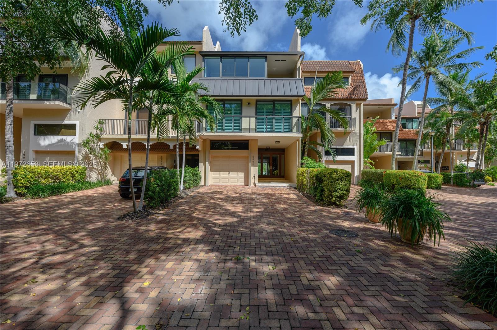 5990 Paradise Point Drive